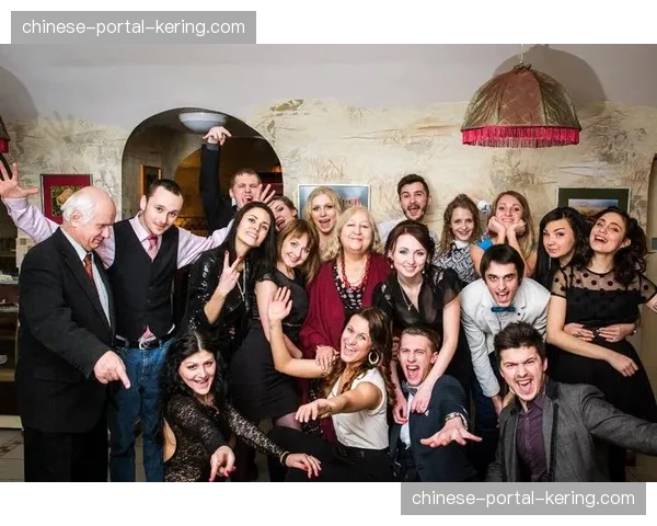 俄罗斯与白俄罗斯摔跤运动员在国际中立旗帜下参加贝尔格莱德邀请赛